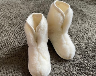 Wool  slippers / Eco Women's / Men's Merino Pure Sheep's Wool Slippers/ Sheepskin Slippers - Non Slip Sole ,Birthday Gift