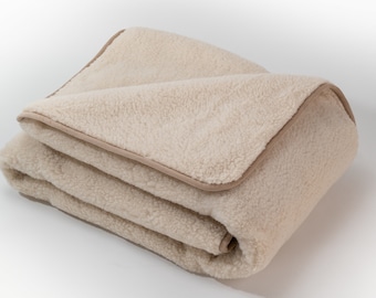 Manta de lana merino hecha a mano: cálido edredón de invierno - Hecho en Letonia