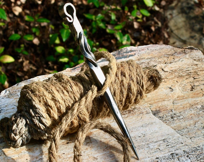 marlin spike, Hand forged from carbon steel