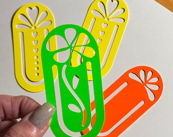 4x pcs Floral Paper Bookmarks | Thick Paper 230 GSM - Size 4 cm x 9 cm/each | 3 Designs available | Neon Fluoro colours | A perfect gift