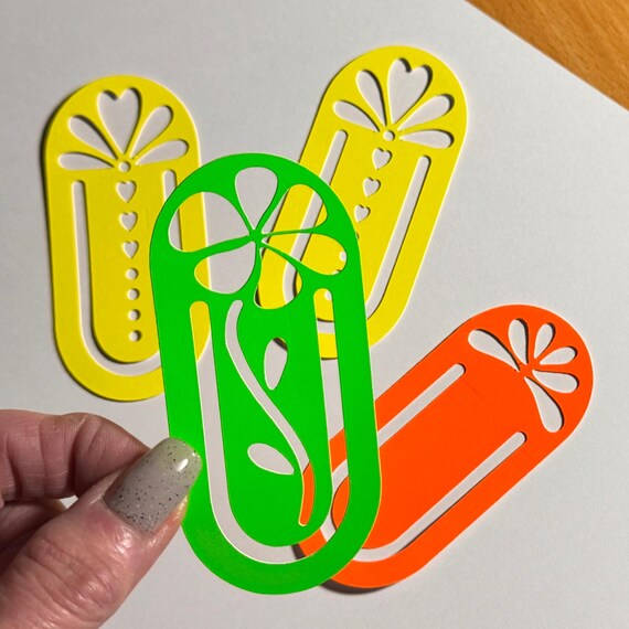 4x pcs Floral Paper Bookmarks | Thick Paper 230 GSM - Size 4 cm x 9 cm/each | 3 Designs available | Neon Fluoro colours | A perfect gift