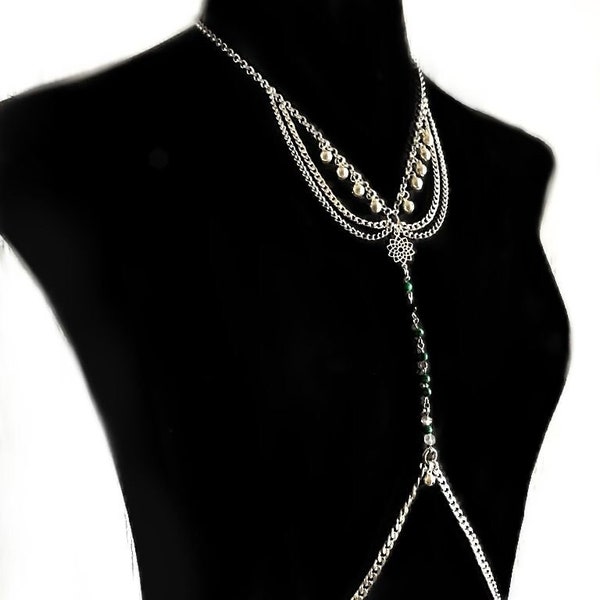 Tribal malaquitas and bells body chain, simple and elegant unisex harness, adjustable green top layered necklace, intimate chest lingerie