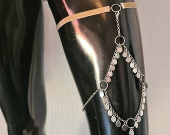 Thigh jewelry, layered leg chain, intimate sexy lingerie, silver metallic accessory, personalized gift, festival wear, sensual bijou