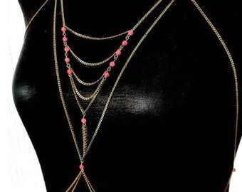 Chaîne de corps en acier doré et pierres roses, harnais de poitrine simple, soutien-gorge unisexe en métal, bijoux intimes sensuels, collier haut réglable, cadeau sexy