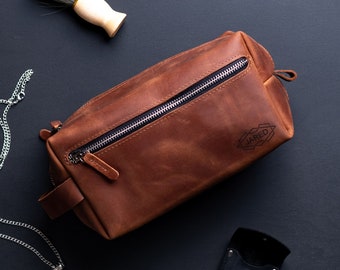 Unique Gift For Husband, Men Toiletry Bag Personalized, Leather Dopp Kit, Groomsmen Gift, Mens Toiletry Bag Shaving Kit, Dad Gift Ideas