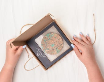 Gepersonaliseerde houten stadsplattegrond, aangepaste kaart kunst aan de muur, verjaardagscadeau paren, uniek housewarmingcadeau, muurdecoratie nieuw huis