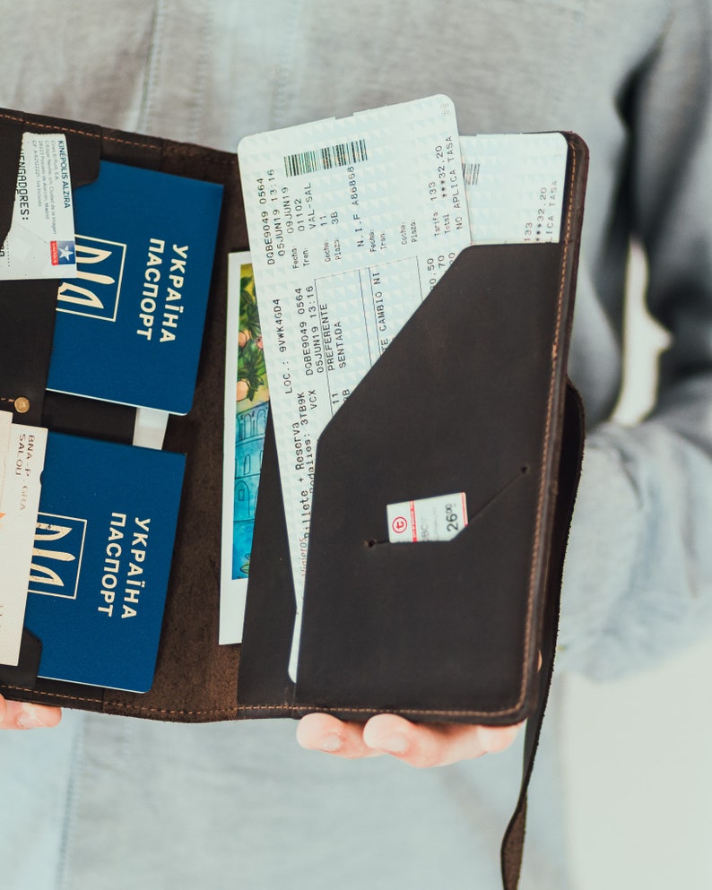 Family Passports Organizer Leather Passport Cover Personalized Etsy