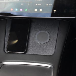 Tesla MagSafe Wireless Charging Pad | Tesla Model 3 2021-2023 & Tesla Model Y 2021-2024 (2nd Gen) | Qi2 Apple/Android Compatible