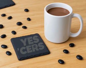 Posavasos de pizarra de los Pacers grabados con láser: regalo para fanáticos del baloncesto (paquete de 2)