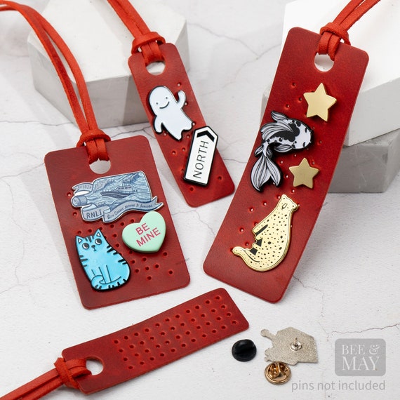 【当店限定販売】 Red of Choice Handbags. for Tag Display Pin Enamel Leather ミュージシャン