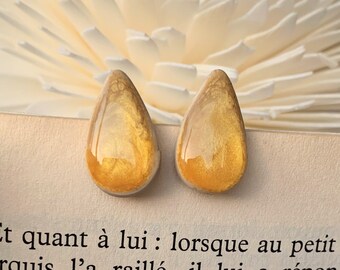 Boucles d'oreilles "ONDINE" puce goutte - beige et jaune doré - Bijoux Fimo - Bijoux pâte polymère