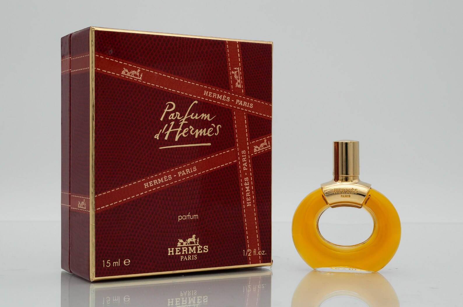 Духи гермес парфюм лидер. Terre d'hermes для мужчин 100 мл. Гермес духи мужские terre d'hermes. Hermes terre d'hermes. Parfum d hermes.