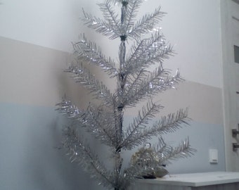 Vintage 51" Aluminum Christmas Tree/Collapsible 8-Tier Silver Tissel Tree/Easy Assembly Glam Shiny Christmas Tree/Soviet Vintage 80's