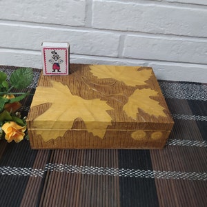 VTG OOAK Holz Ahornblatt Design Box / handgemachte Holz Schmuckschatulle / Herbst Blatt Trinket Box / Holz Aufbewahrungsbox / Vintage 80er Jahre