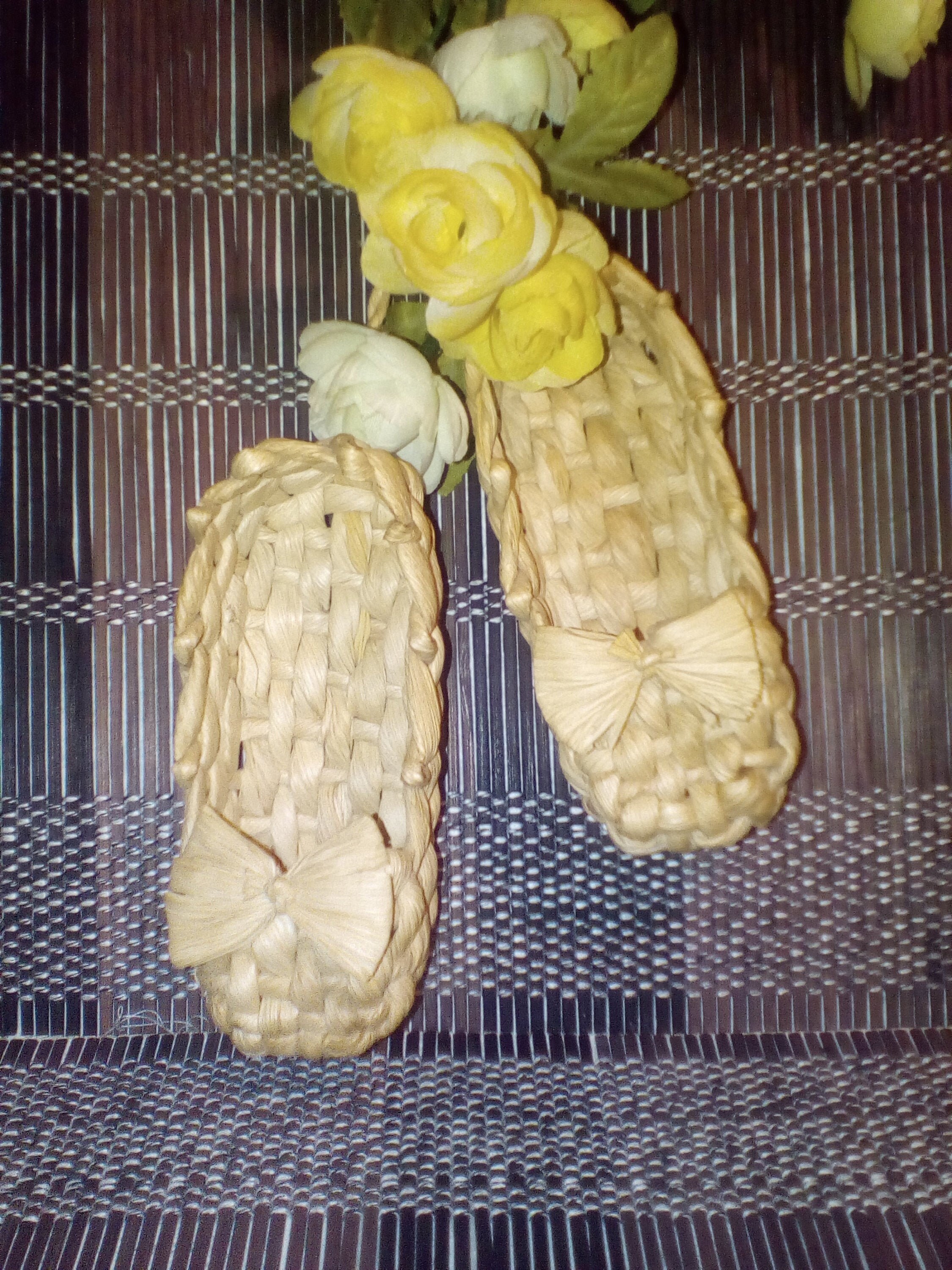 Handmade Straw Shoes/ Wicker Corn Husk Shoes/Souvenir Bast Etsy