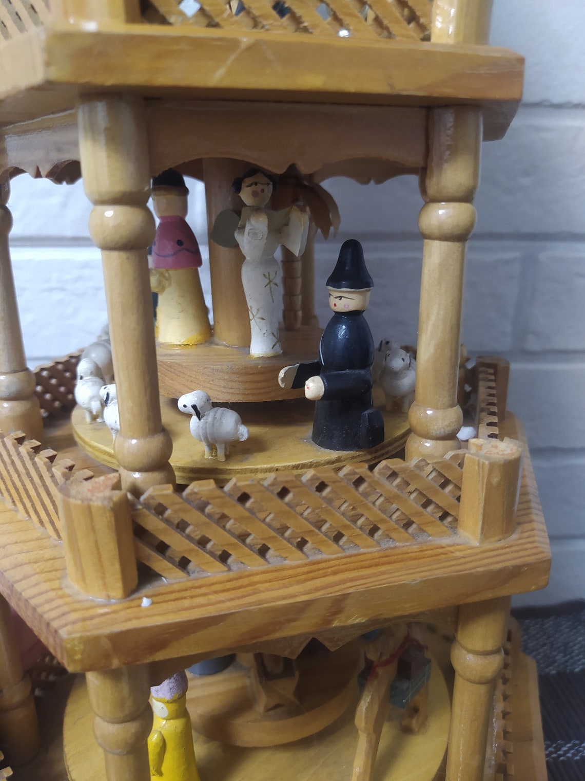 Vtg German 4tier Christmas Pyramid/erzgebirge Carousel/christmas