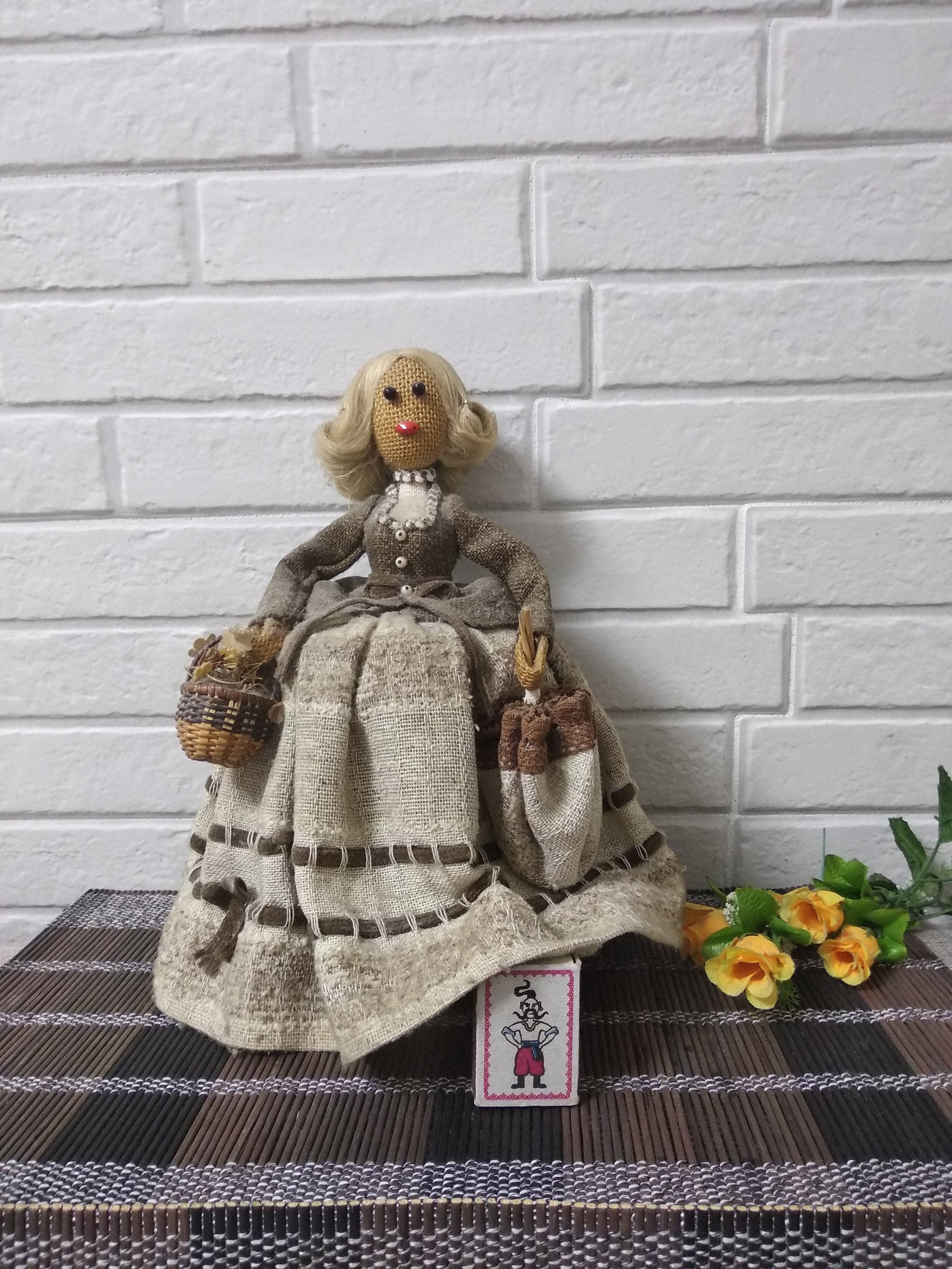 Vintage Burlap Lady Doll With Basket and Umbrella/victorian Style