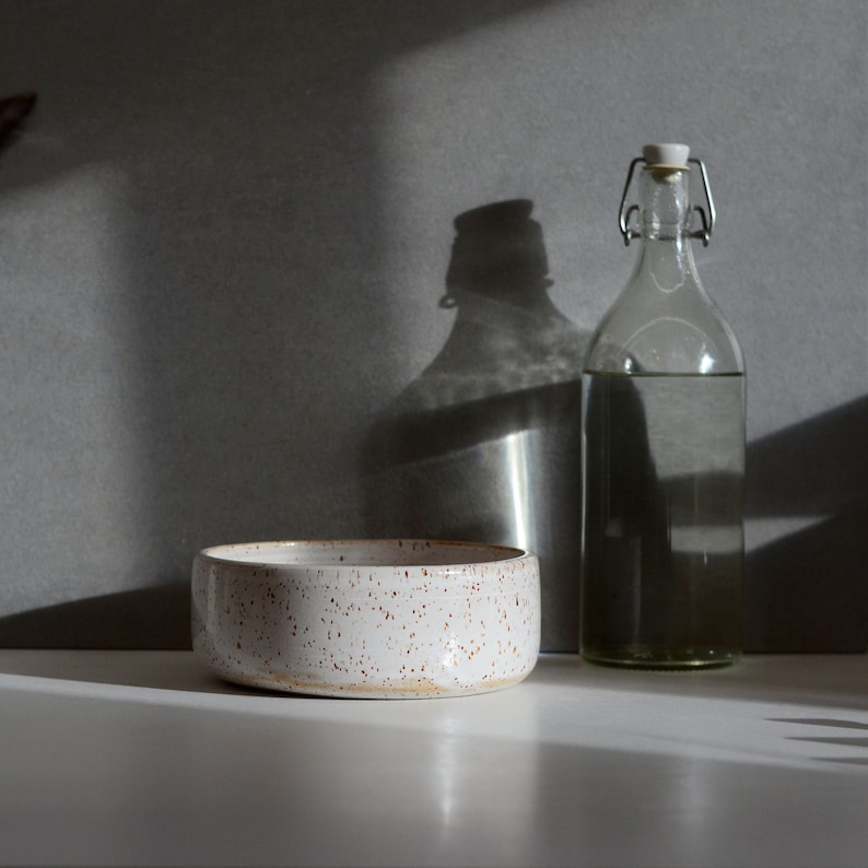 To order WHITE FRECLED ramen bowl, simple modern ceramic bowl for Asian soup, fruit or salade. Glazed in white glossy on freckled light clay image 1