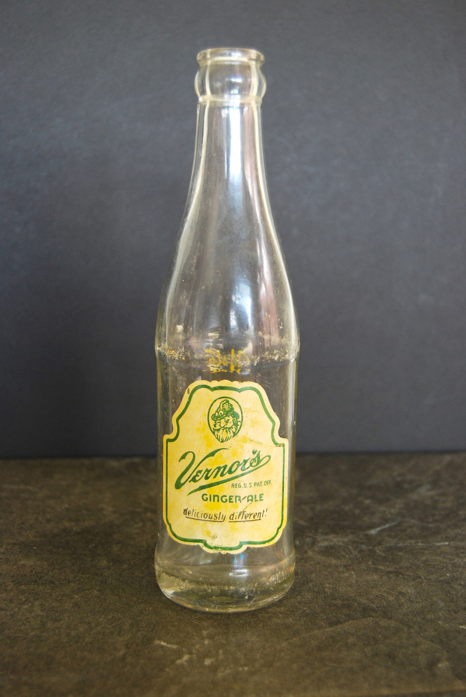 hinckley and schmidt glass bottles