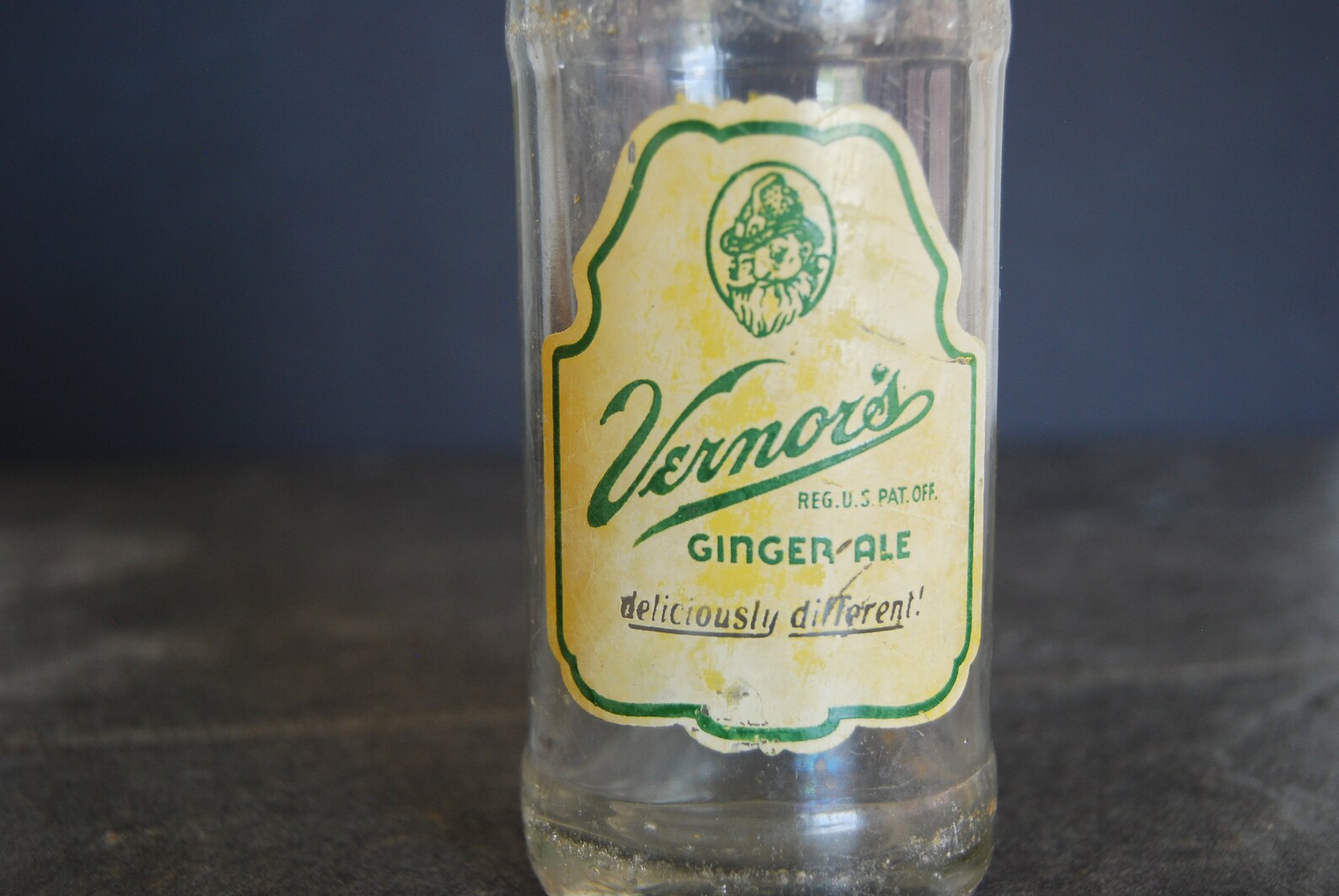 hinckley and schmidt glass bottles