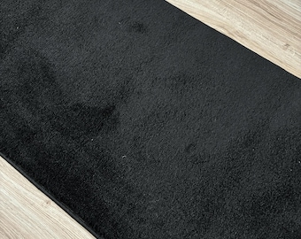 Black Olefin Rug Runner: Custom Size, Non-Slip, Soft Pile