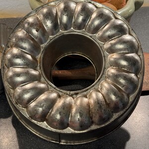 French Vintage Cake Cooking Tin