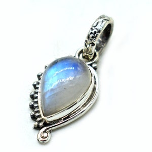 AAA-hanger regenboog maansteen peer: 925 sterlingzilver, blauw vuur