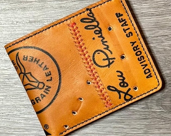 Cartera plegable de cuero con forma de guante de béisbol "Sweet Lou" de Lou Piniella