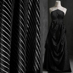 Black Velvet Silver Line Metallic Striped Samt-Gewebe-Designer-Stoff für Abendkleid, Kleid, Modebekleidung Stoff