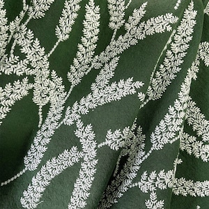 Feuilles de lin vert Premium Tissu à broder,Tissu floral,Tissu brodé,Tissu de robe,Tissu de créateur,Tissu par yard,Tissu végétal