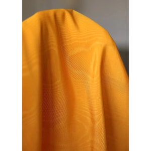 Golden Moire Jacquard Fabric Drapery Reflective Wave Texture Fabric For Upholstery,Wedding Dress,Jacket,Coat,Pant,Costume,Fashion Project