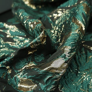 Luxus Grün Jacquard Stoff, Golden Line Blütenblatt Schimmer Brokat Stoff, Floral Jacquard Für Kleid, Kleid, Polster Designerstoff, Wohnkultur