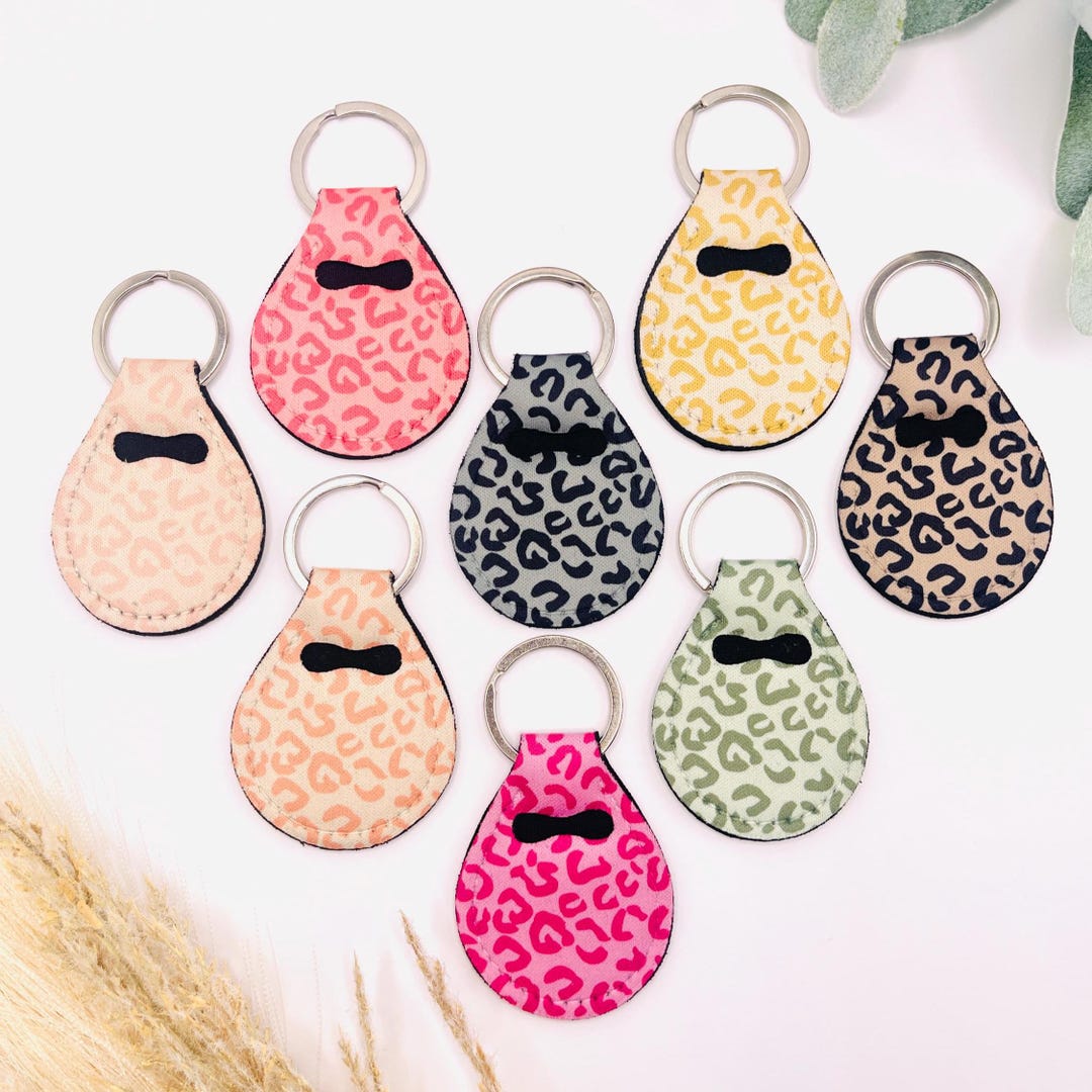 Cheetah Print Quarter Keeper Keychain | AirTag Holder - Etsy