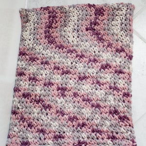 Thick Thermal Stitch Bath Mat Crochet Pattern image 2