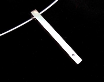 "Einstein" necklace - pendant with choker, polished silver, set with a brilliant-cut diamond. Handmade by the Amelang & Lietz jewelry manufactory.