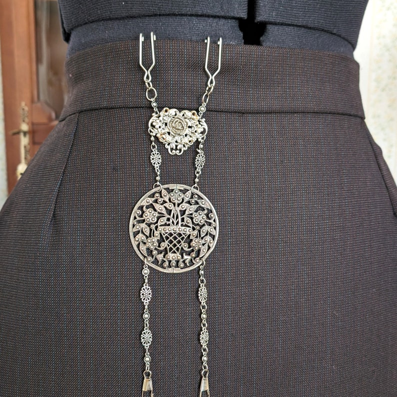 Chatelaine historic with antique metal parts in Victorian style image 2