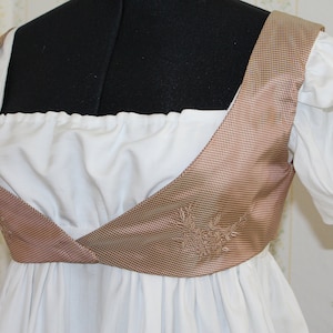 Spencer Regency reine Seide mit Stickerei