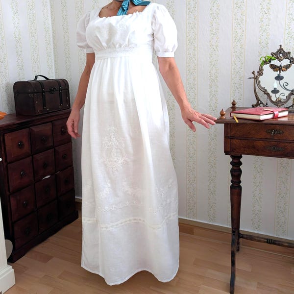 White linen dress in the style of a Regency wedding dress, historically inspired by Jane Austen, custom-made