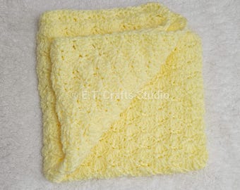 Crochet Light Yellow Scallop Rectangular Handmade Baby Blanket | Baby Shower | Nursery Room Decor | READY TO SHIP