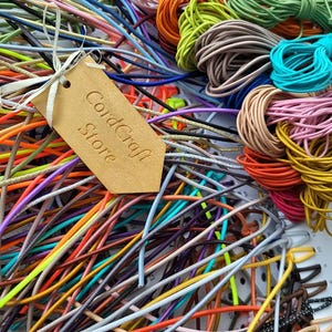 Cordon élastique de 2 mm - Cordon rond extensible pour la fabrication de bracelets et de bijoux - Ficelle de perles, cordon de bricolage, élastique doux et durable au mètre