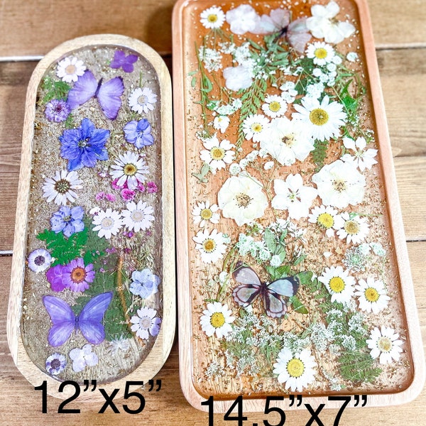 Resin cheeseboard with cheese knife, hostess gift, housewarming gift, unique bar ware, floral serving tray