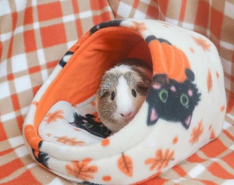 Customizable Guinea Pig Hideout | Washable, Unique Shape | 200+ Fabric Prints