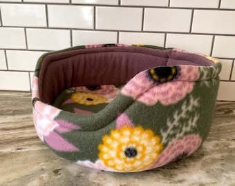 Guinea pig fleece hideout, hedgehog cuddle cup