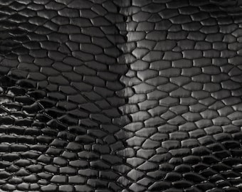Beaver Tail Glazed Black Grade 2