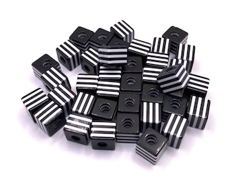 50 perles carrées rayées noires et blanches pour la fabrication de bijoux - 10 perles de bijoux en acrylique opaque de 9 mm