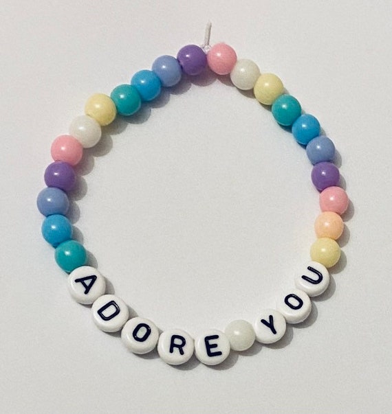 Pastel bead bracelet deals