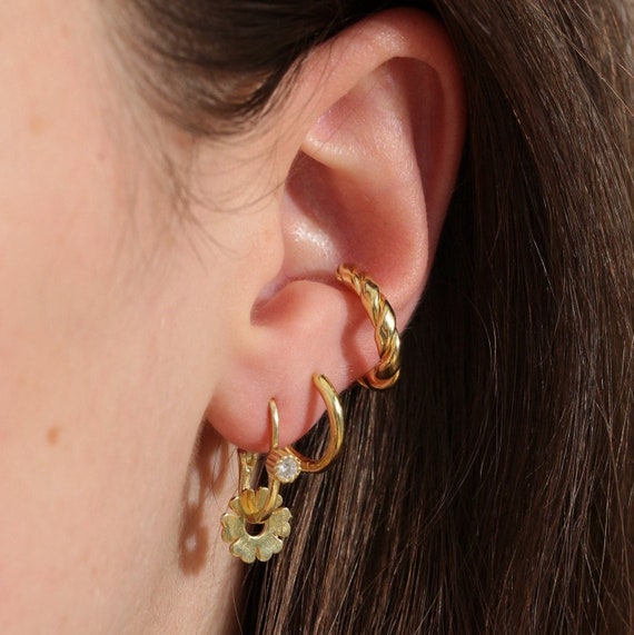 Hoop 2024 flower earrings