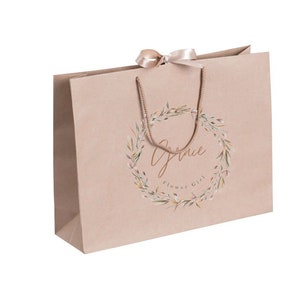 Personalised Bridesmaid Gift Bag, Name Gift Bags, White Gift Bag With Rope Handles, Bow Ribbon Bag, Birthday present bag, Bridal Party Bags