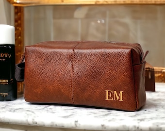 Personalised Dad Washbag, Father Wash Bag, Daddy Gifts, Christmas Dad Gift, Leather Look Wash Bag, Initial Washbag, Beard Gift, Men's Gift