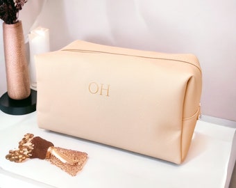 Personalisierte Kosmetiktasche mit kleinem Monogramm, personalisierte Schminktasche, personalisiertes Geschenk für sie, personalisiertes Geschenk für Brautjungfer, Organisator